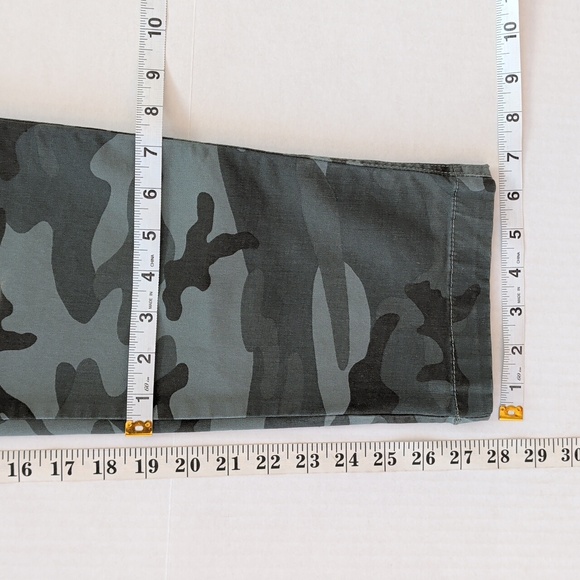 Gap "Gap for Good" Girlfriend Khaki Camouflage Pants 10 Green Pockets - Picture 15 of 15